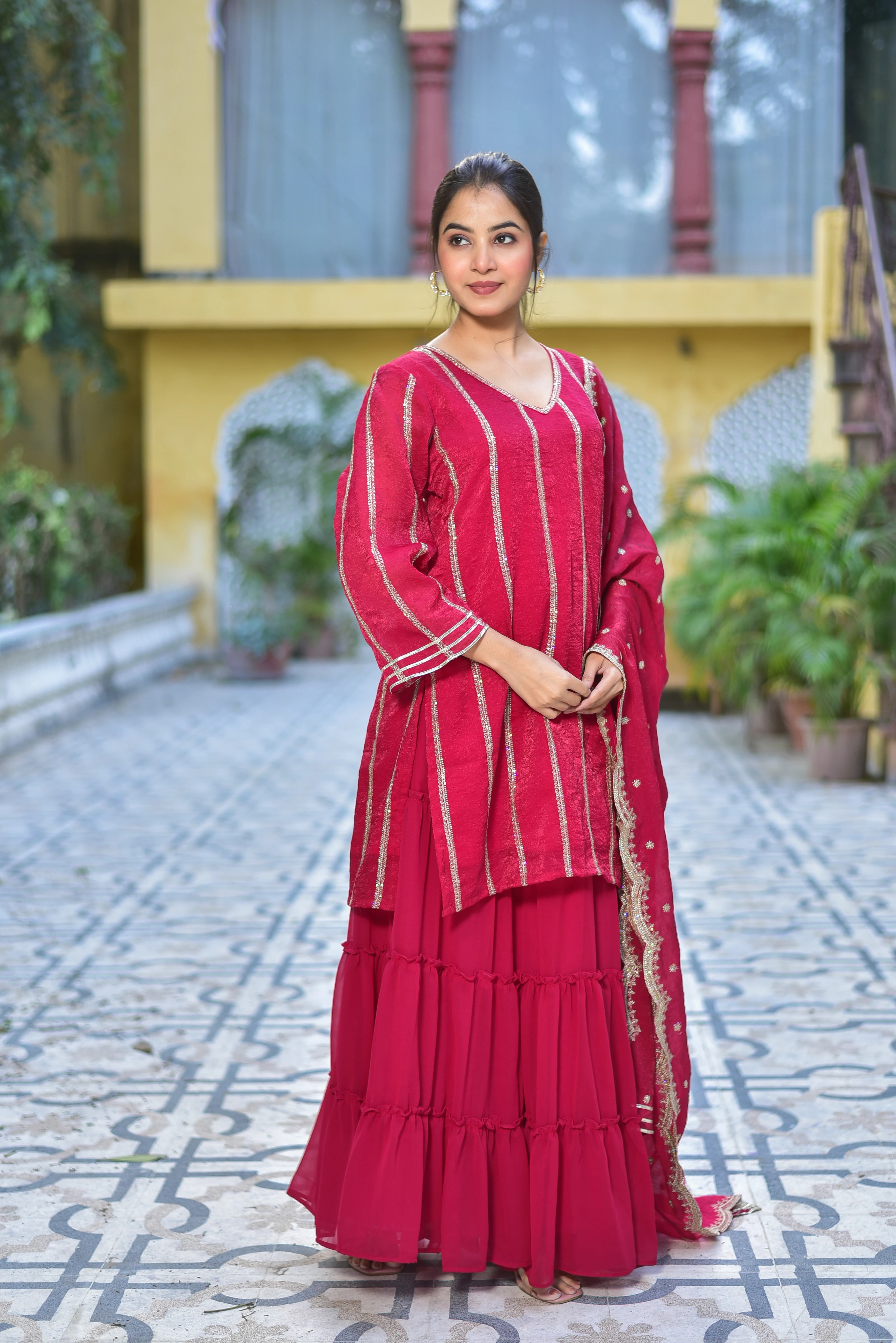 Red_Suit_188_1